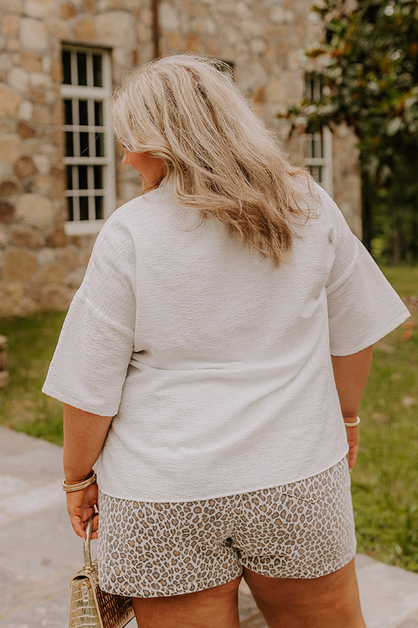 Little Coastal Town Button Up Curves Image - 5