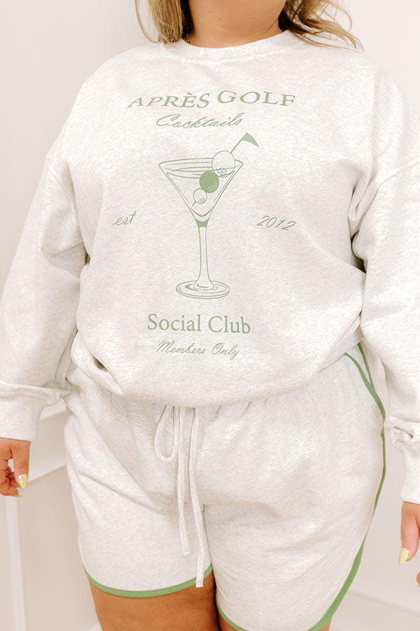 Apres Golf Cocktails Graphic Sweatshirt Curves Image - 2