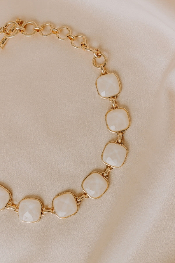 Feeling Dreamy Necklace in Ivory Image - 1