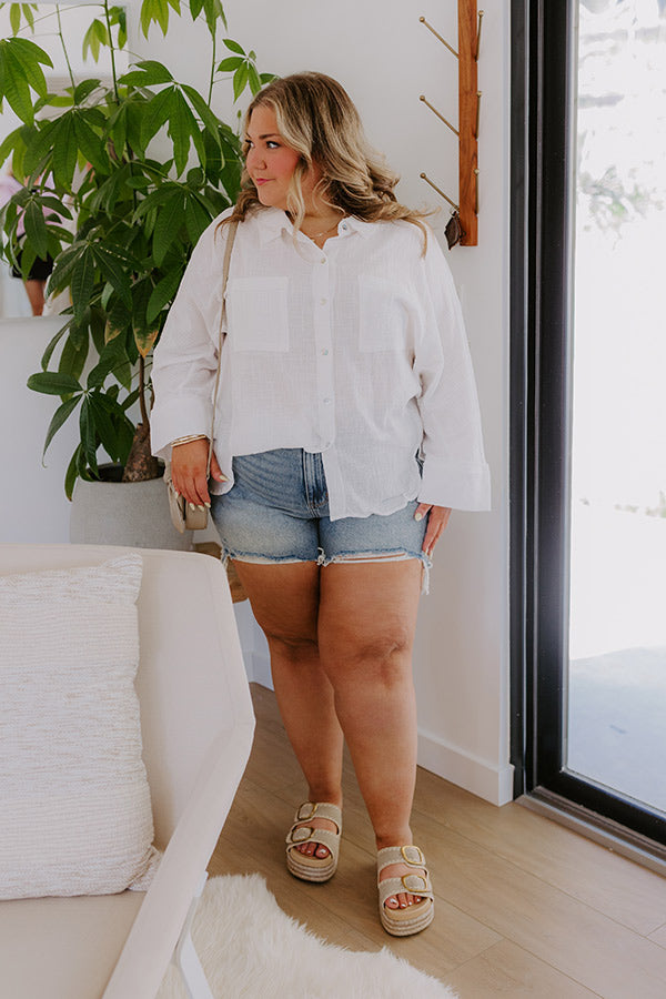 Seaside Breeze Linen-Blend Button Up Curves Image - 5