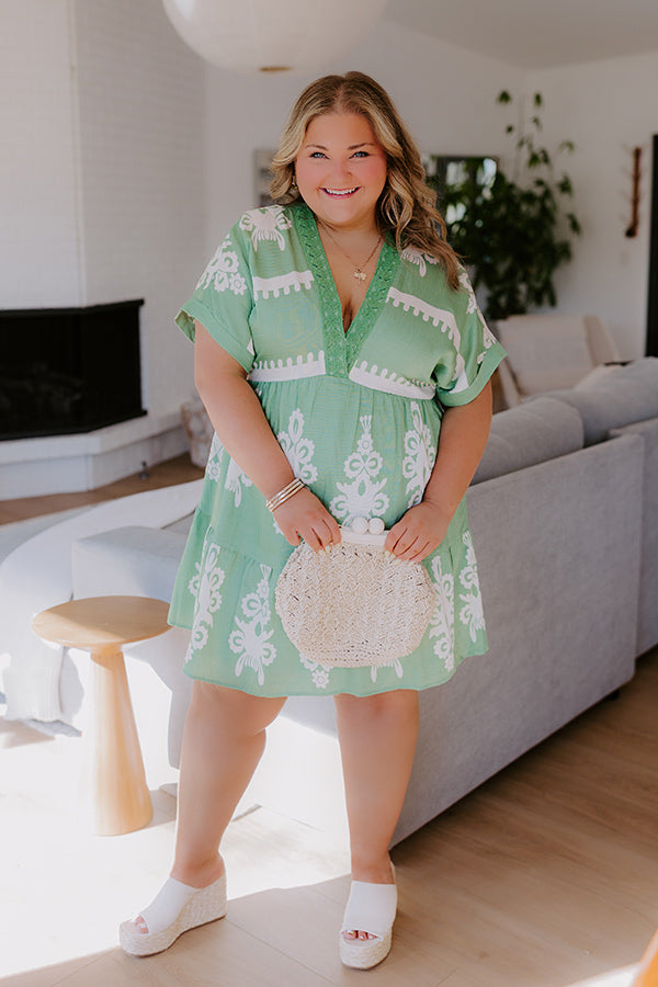 Resort Chic Mini Dress in Green Curves Image - 3