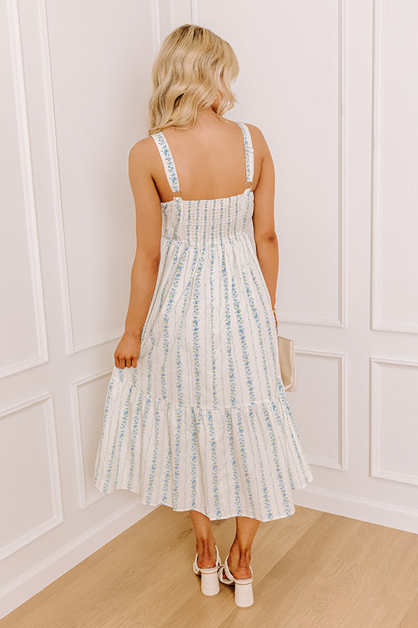 Countryside Cutie Floral Midi Dress in Sky Blue Image - 4