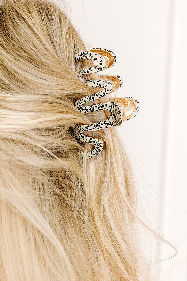 Girl On The Go Hair Claw Clip in Stone Image 1