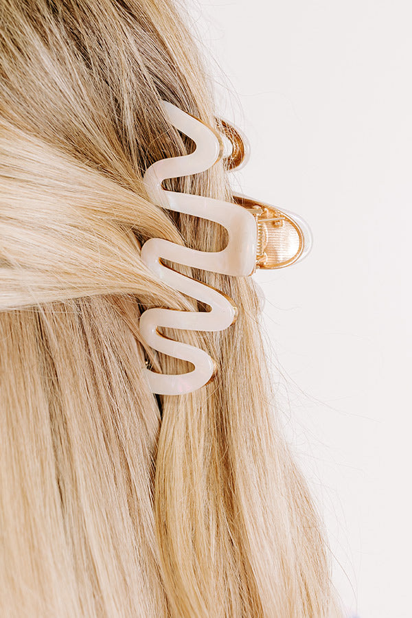 Girl On The Go Hair Claw Clip in Ivory Image 2