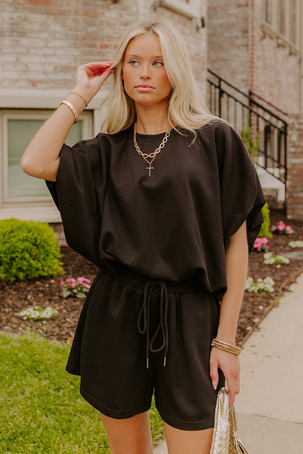 Everyday Chic Bubble Top in Black Image 3