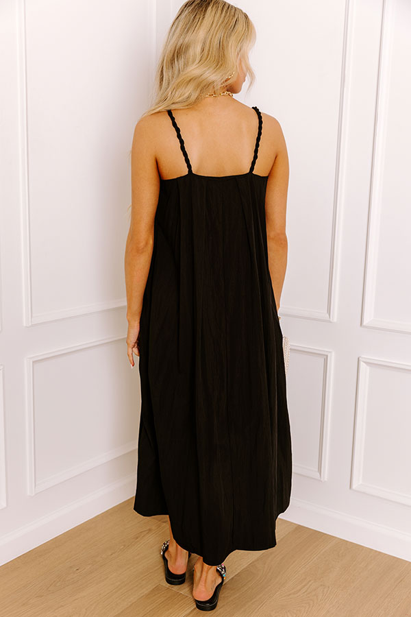 Villa Views Midi Dress in Black Image 5