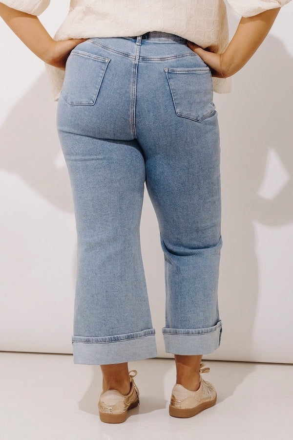 The Amara High Waist Ankle Flare Jean Curves Image - 4
