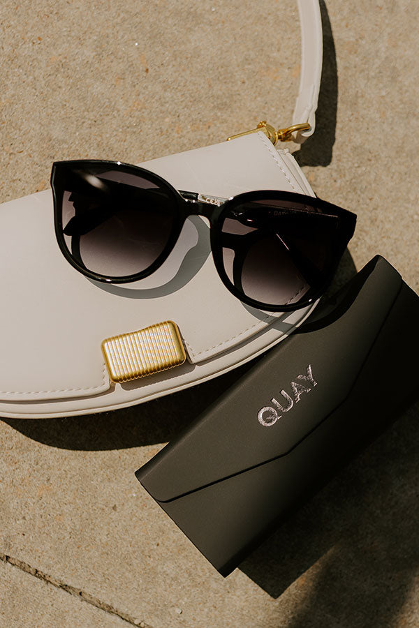 Quay Date Night Sunnies in Black Image 1