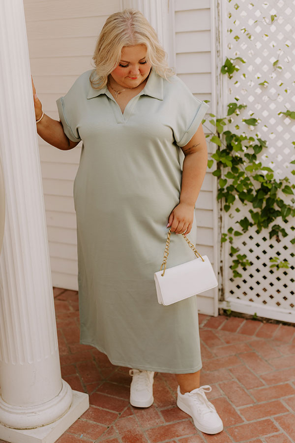 Cue The Casual T-shirt Midi Dress in Sage Curves Image 5