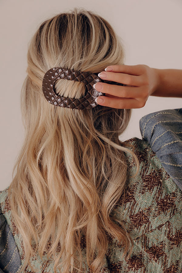 Quilted Medium Round Hair Claw Clip in Dark Taupe Image - 1