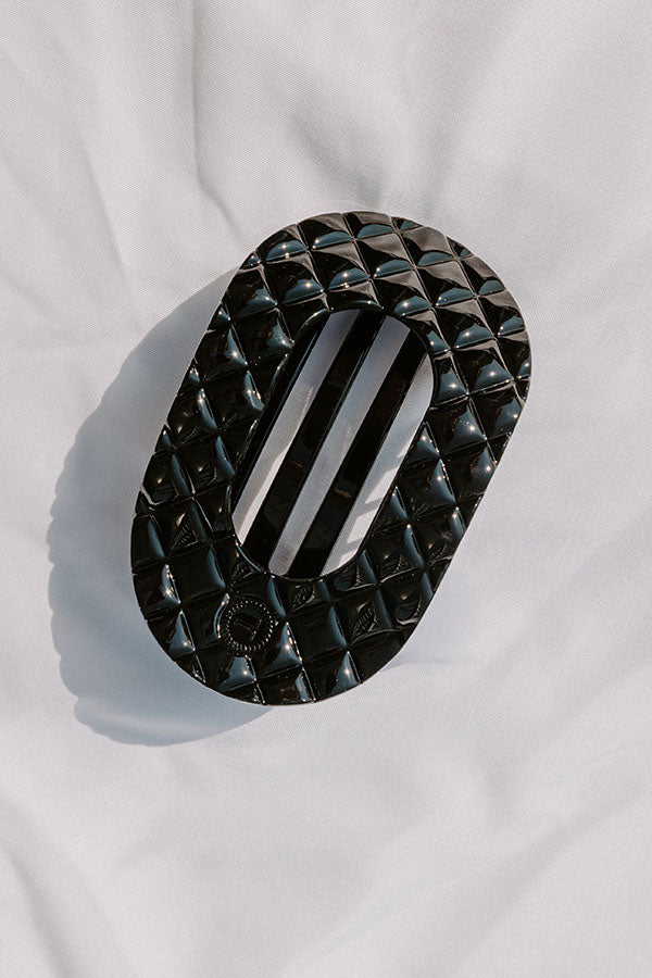 Quilted Large Round Hair Claw Clip in Black Image - 2