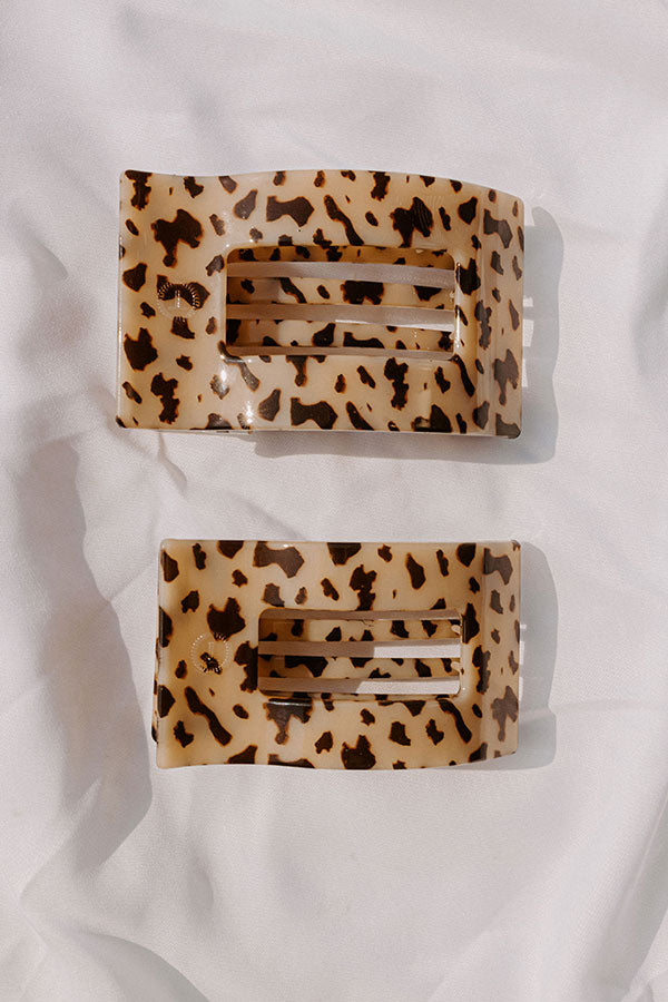 Flat Large Rectangle Hair Claw Clip in Blonde Tortoiseshell Image 2