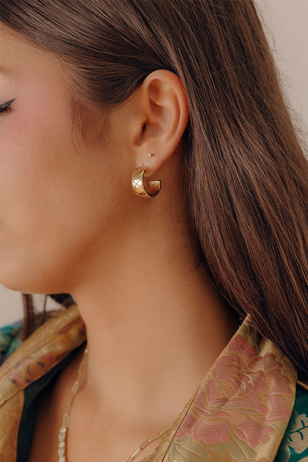 NYC Chic Hoop Earrings Image - 1