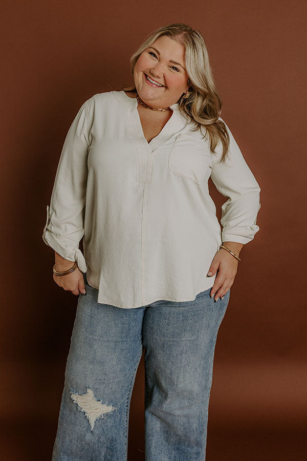 Simple Sunday Shift Top in Cream Curves Image 1