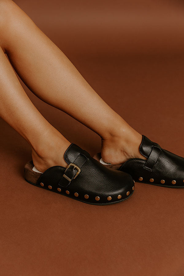 The Toni Faux Leather Clogs in Black Image 2