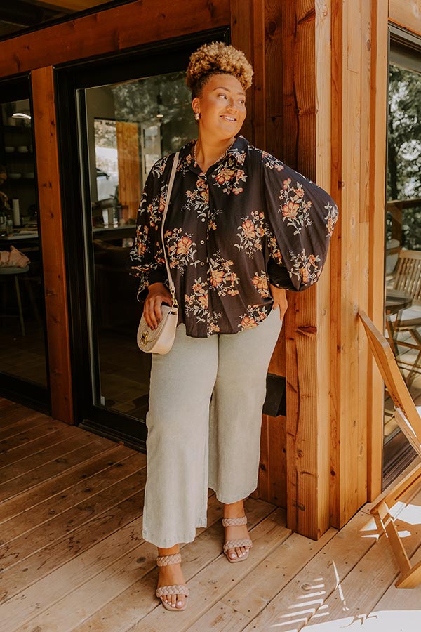 Harvest Bloom Floral Button Up Top in Black Curves Image - 2