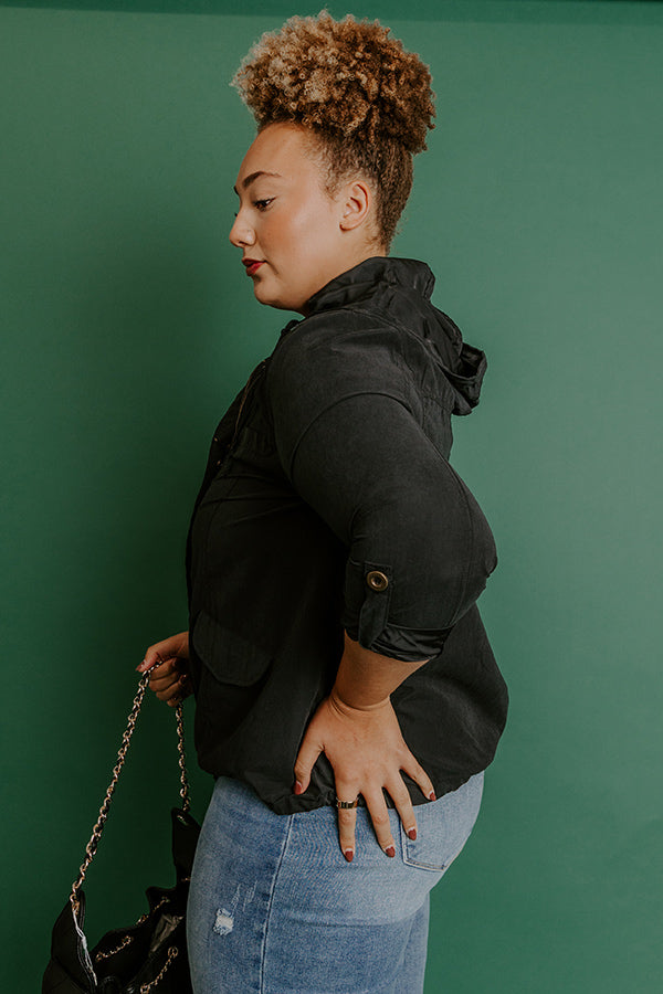 Fifth and Fall Lightweight Jacket in Black Curves Image - 5