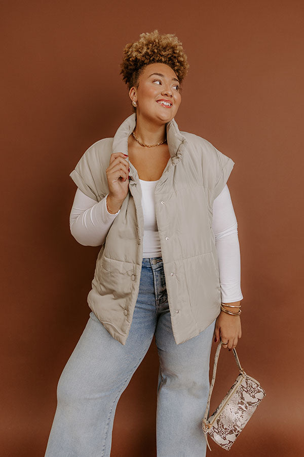 Brisk Stroll Puffer Vest in Stone Curves Image - 3