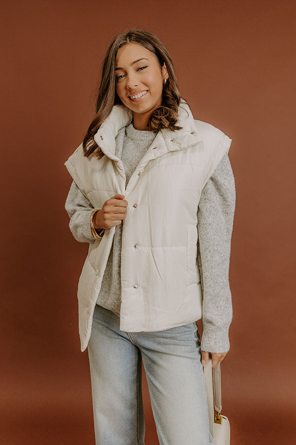 Brisk Stroll Puffer Vest in Cream