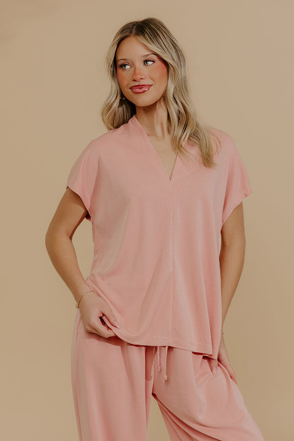 On-The-Go Chic Tee Image - 1