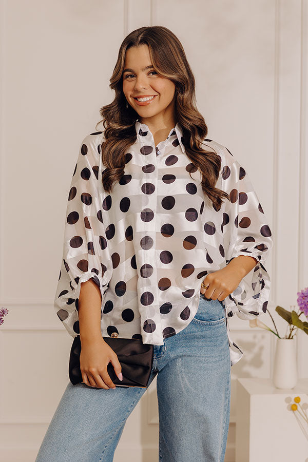 Right On Cue Button Up Top Image - 1