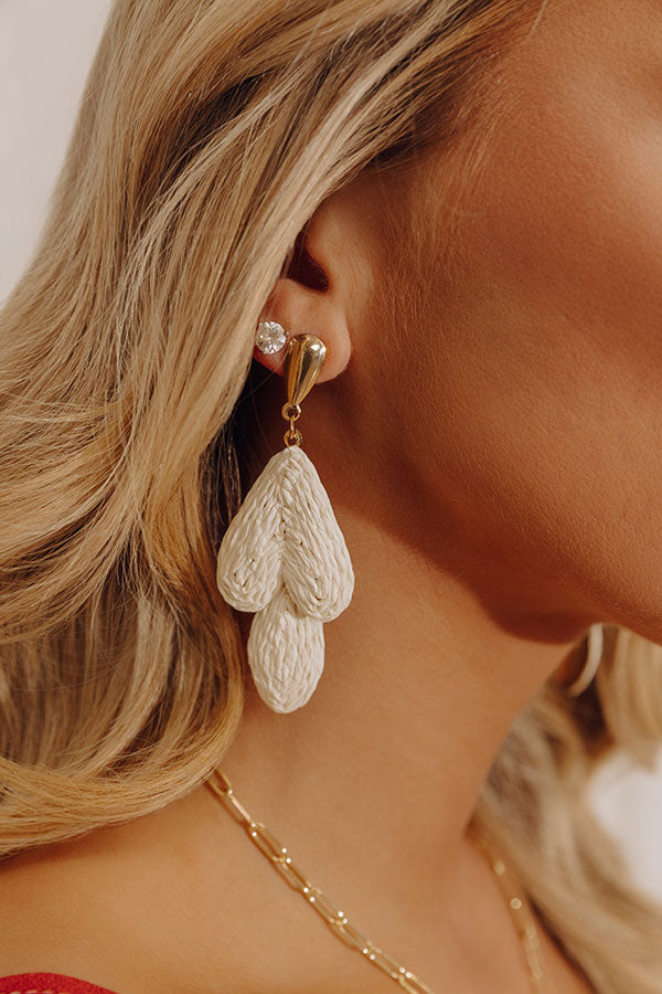 Sweet Glance Raffia Woven Earrings in Ivory Image - 3