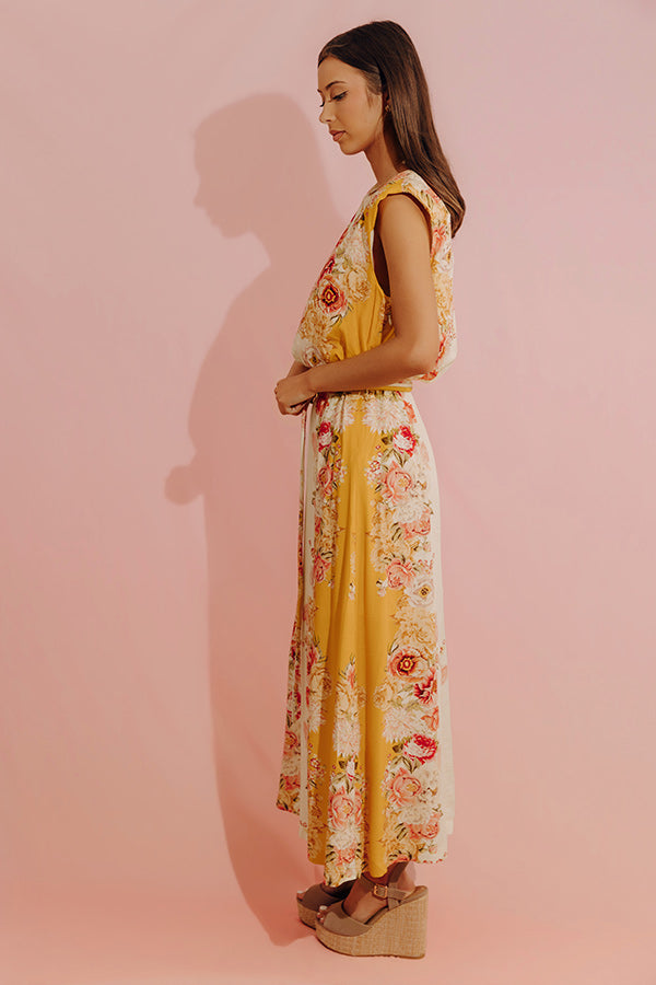 Fleur de Champagne Midi Dress in Yellow Image - 5