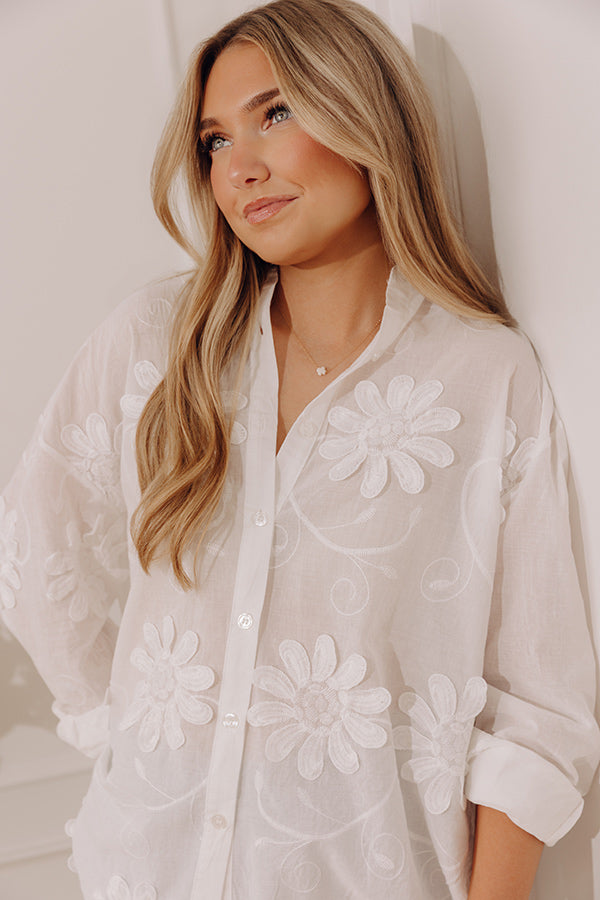 Casual By The Sea Floral Embroidered Button Up Top Image - 2