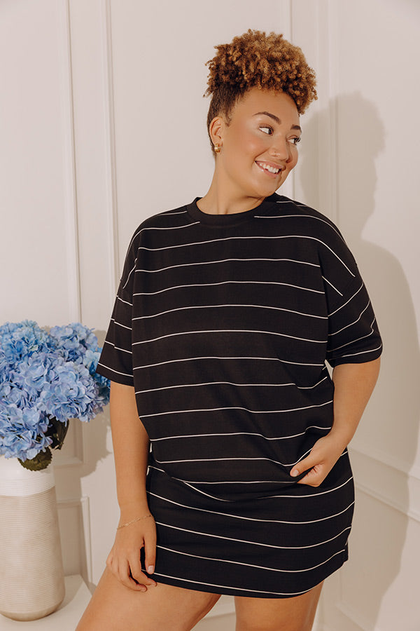 Classic Look Stripe Scuba Top Curves Image - 1