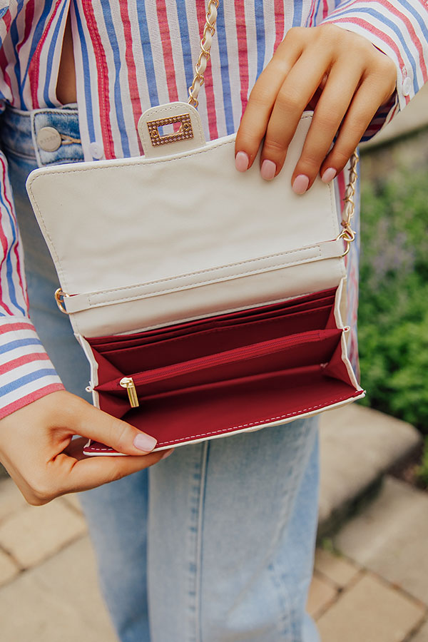 City Classic Faux Leather Quilted Clutch in Cream Image - 4
