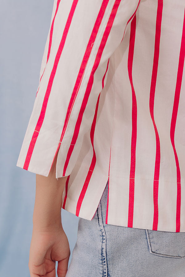 Country Club Moment Stripe Top in Raspberry Image - 3
