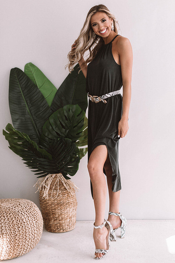 Beachside Beauty Midi in Black Image - 4