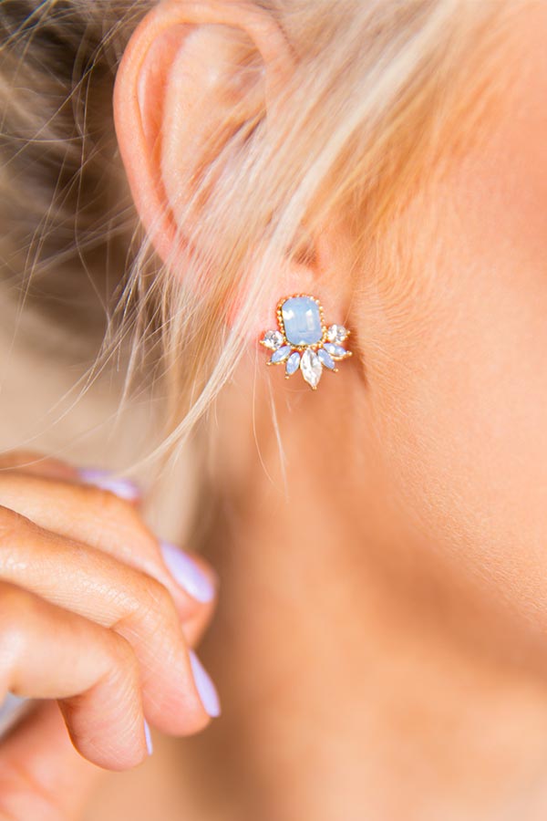 Chic Kiss Earrings