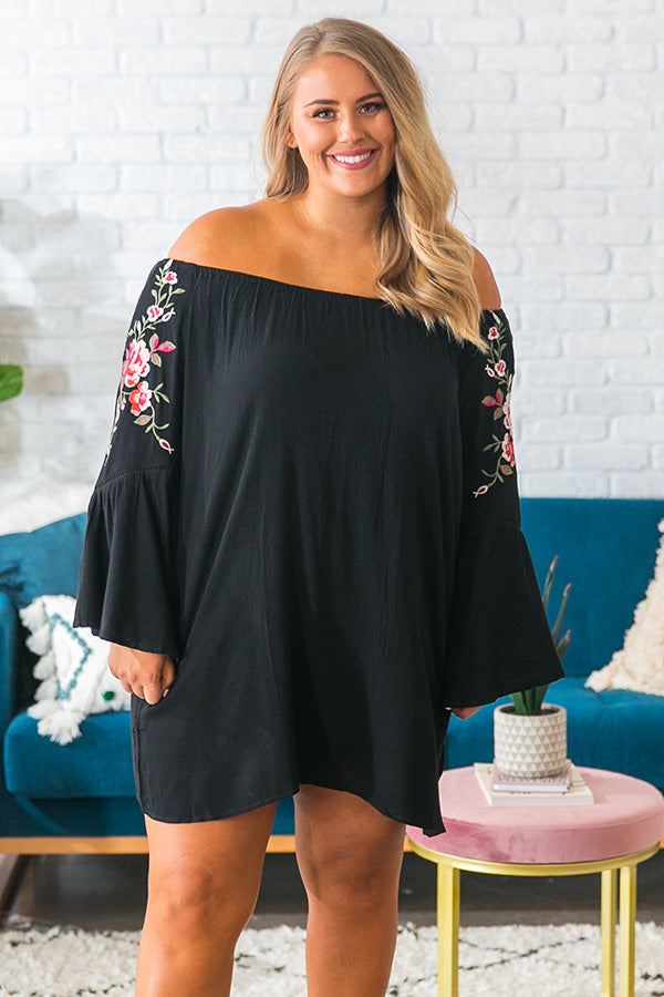 Champagne On The Beach Embroidered Shift Dress in Black Image - 5