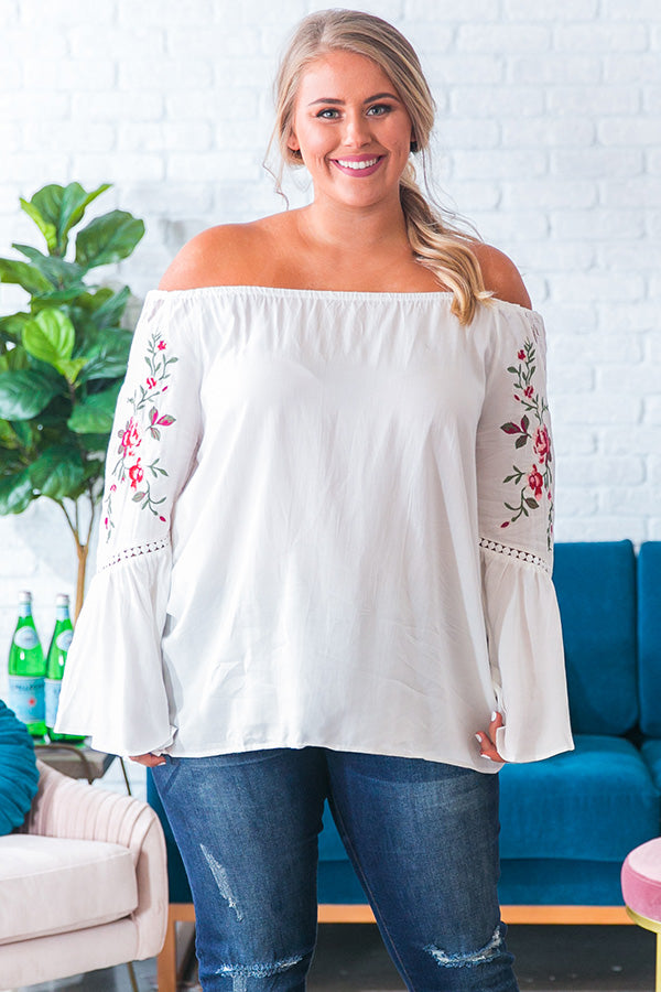 Steal A Kiss Embroidered Shift Top in White Image - 4