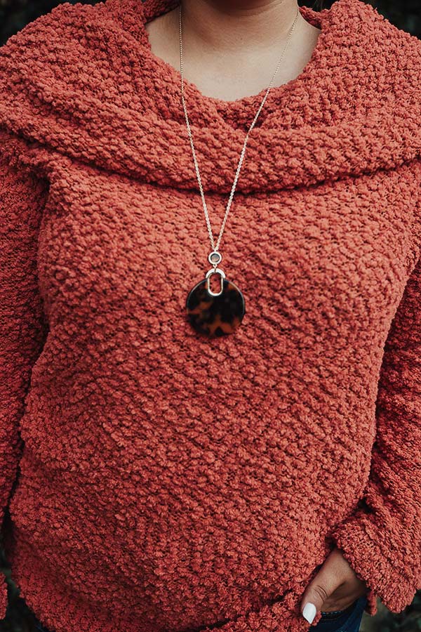 It Girl Gorgeous Necklace in Brown