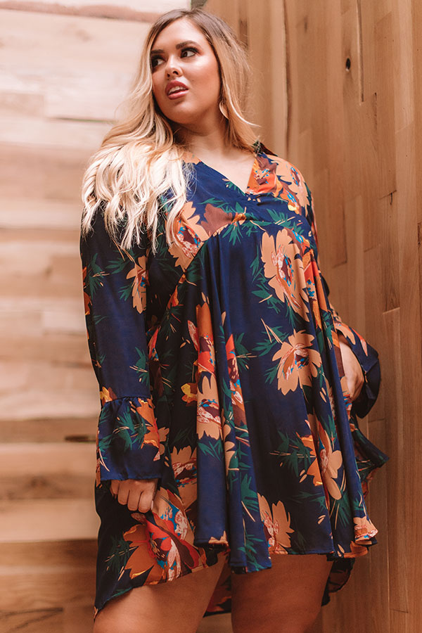 Moonlight Kisses Shift Dress in Navy Curves Image - 3