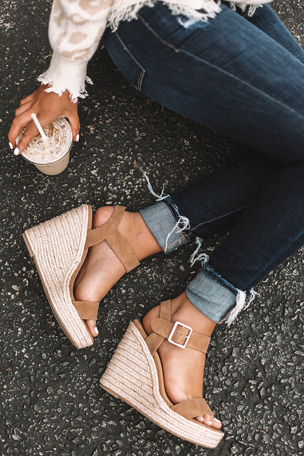 The Kennedy Wedge in Iced Latte