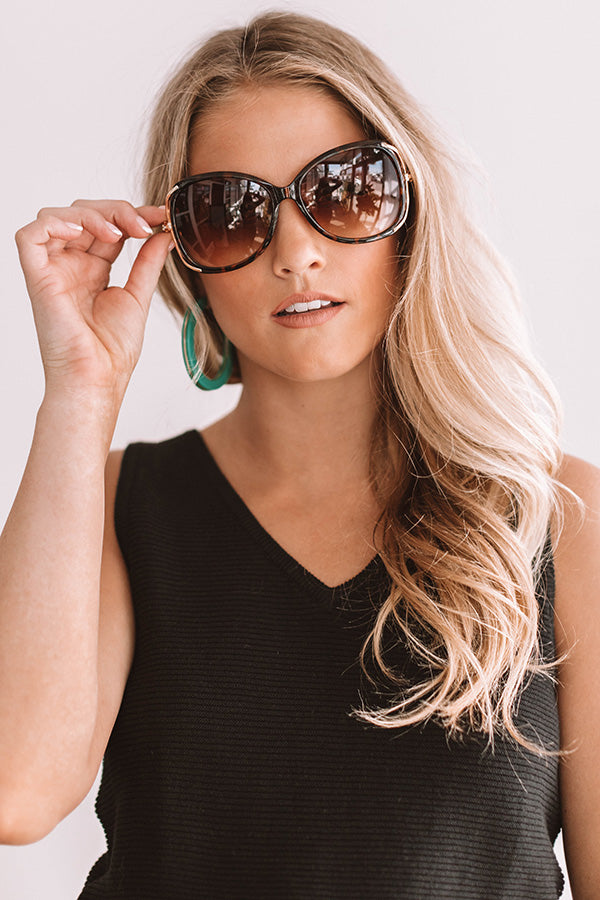 Hey, Bombshell Sunnies In Tortoiseshell