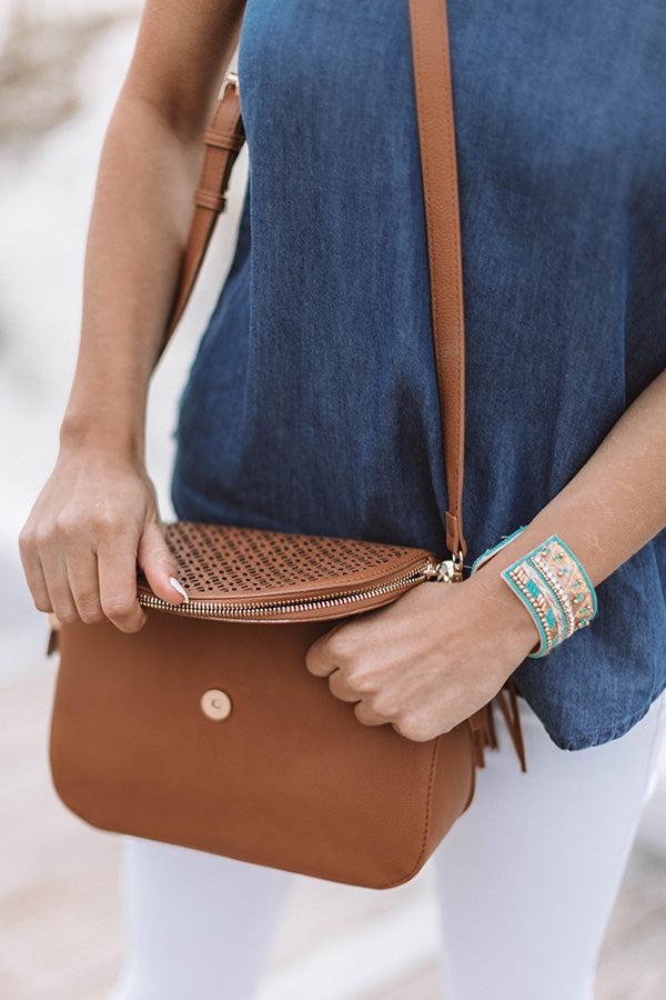 Patio Breeze Faux Leather Crossbody In Cinnamon