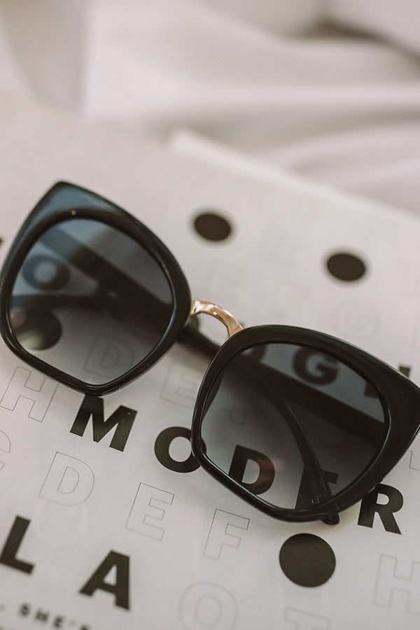 Ocean Views Sunnies In Black Ombre