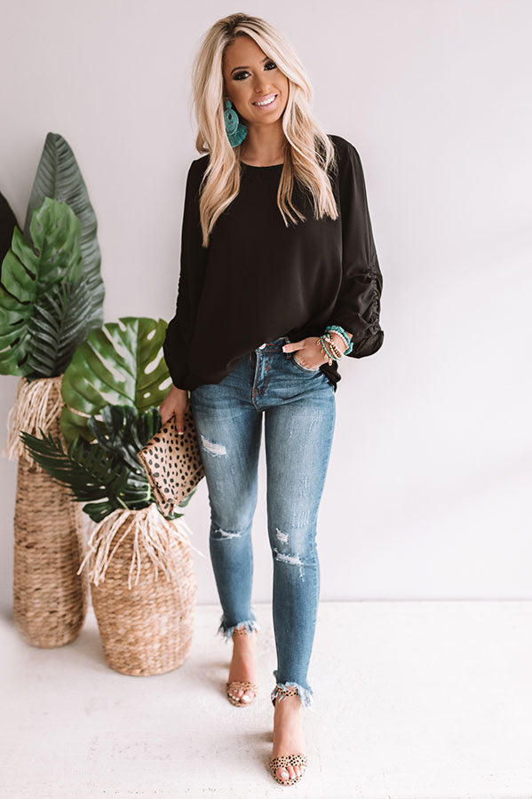 Champagne Coast Shift Top In Black Image - 1