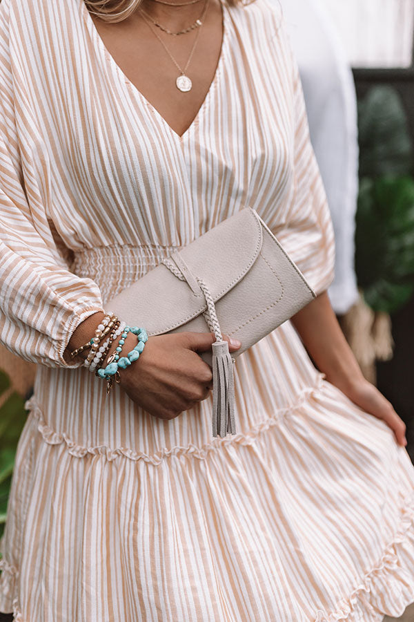 Viva Vacay Clutch in Stone
