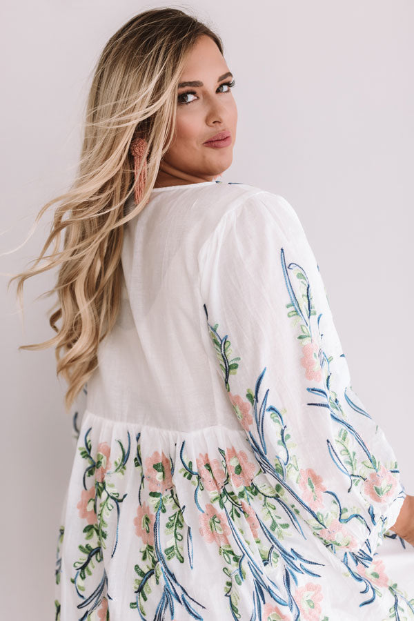 Summer And Sunsets Embroidered Dress In White  Curves Image - 4