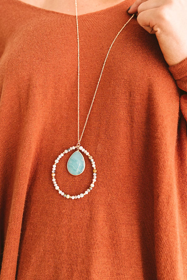 Social Debut Necklace In Ocean Wave
