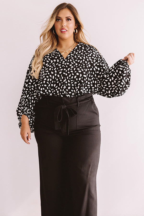 Major Craze Shift Top In Black Curves Image - 1