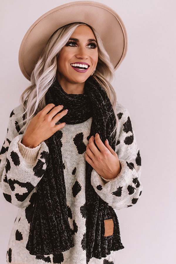 Snow Retreat Chenille Scarf in Black