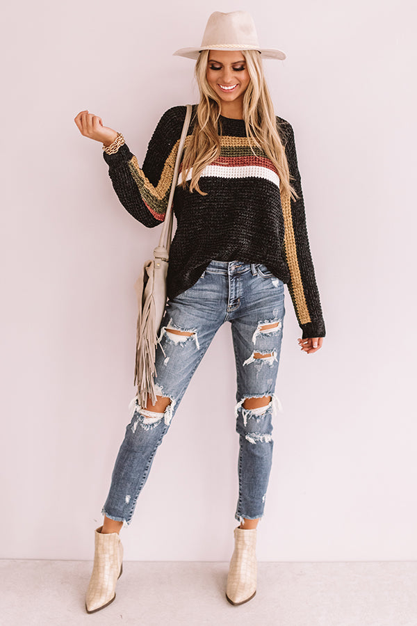 Horizon Point Chenille Sweater in Black Image - 2