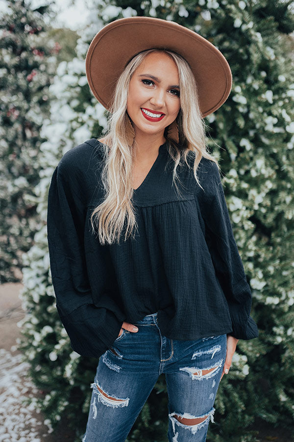 Stay Close Shift Top In Black