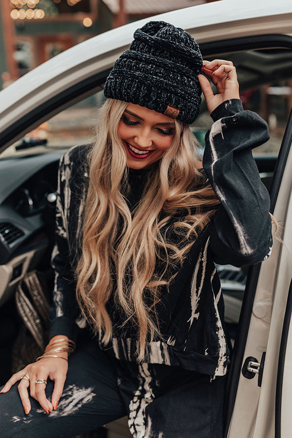 Northern Lights Chenille Beanie in Black
